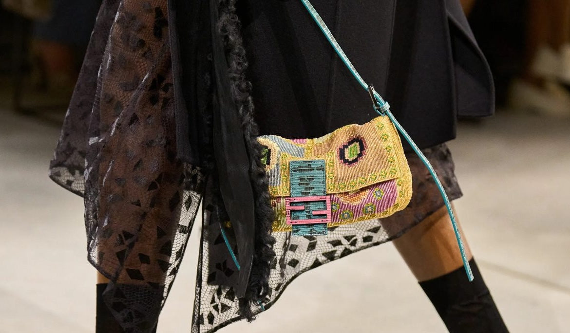 Vintage Fendi Baguette: dlaczego oryginał wciąż wygrywa z reedycją