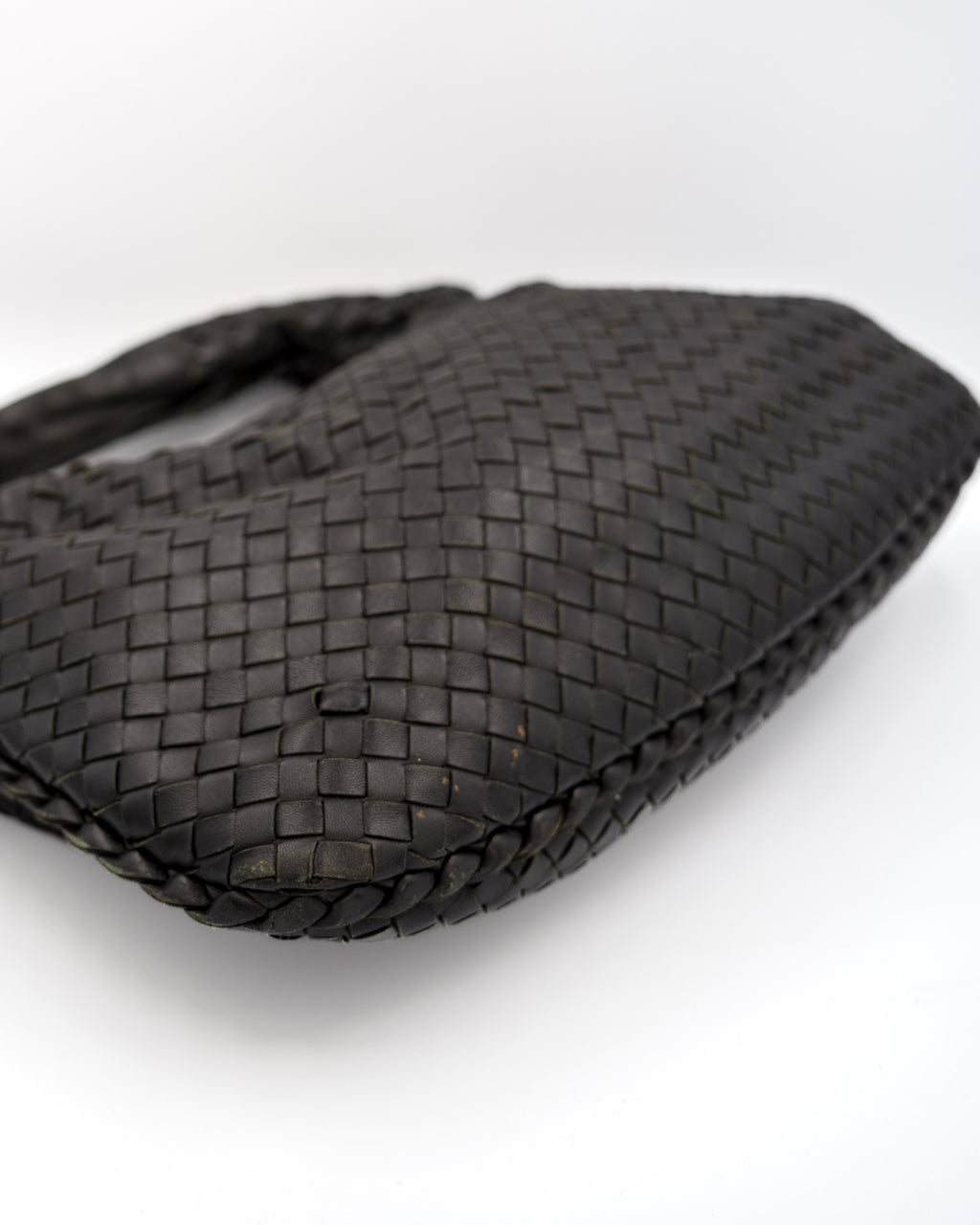 Bottega Veneta Intrecciato Hobo Small czarna