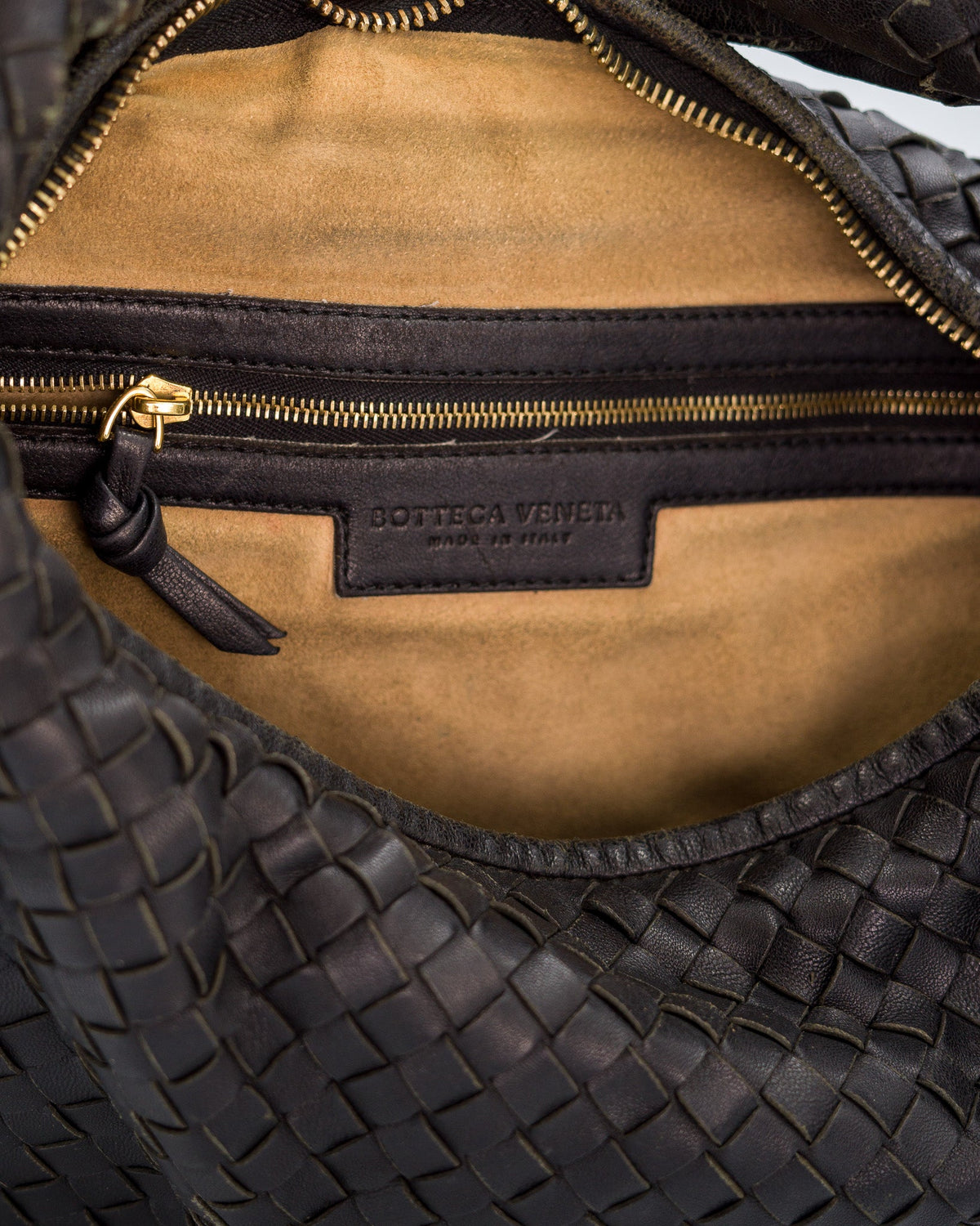 Bottega Veneta Intrecciato Hobo Small czarna Bottega Veneta