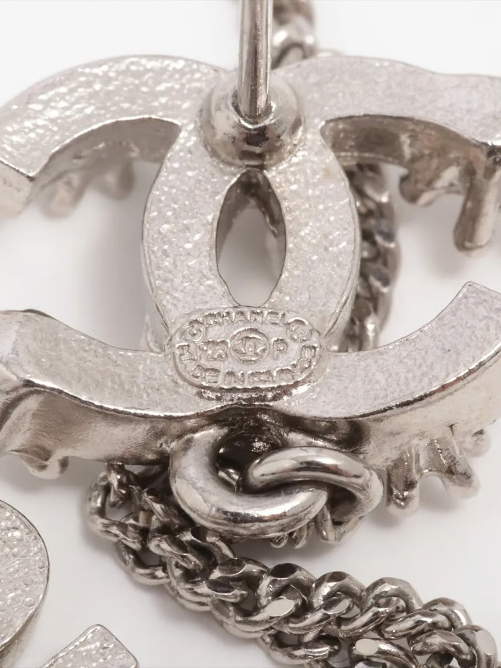 Chanel Coco Mark swing earrings, No 5 and clover, Spring 2023