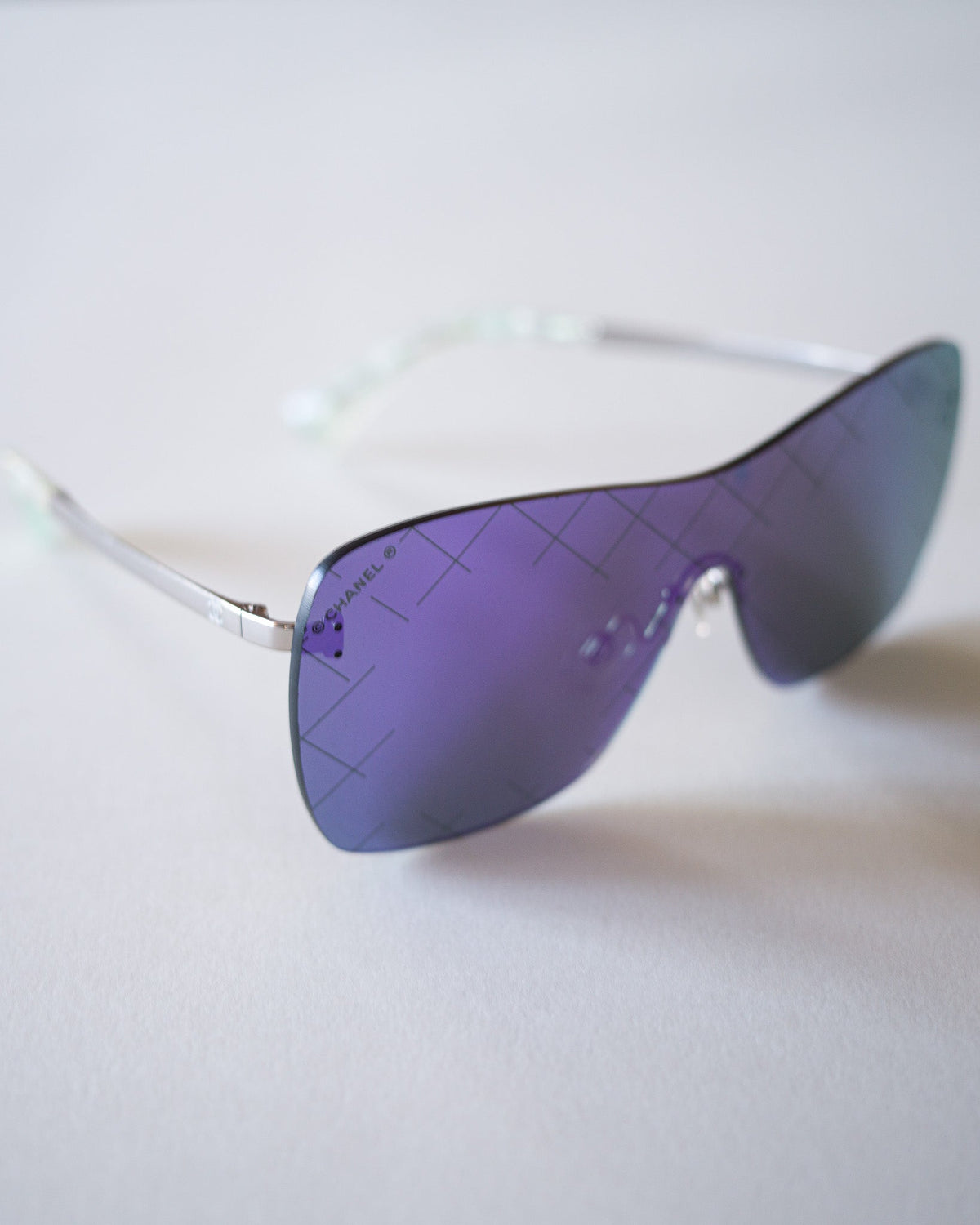 Chanel Runway SS2016 Runway Shield Purple Mirror okulary przeciwsłoneczne Chanel