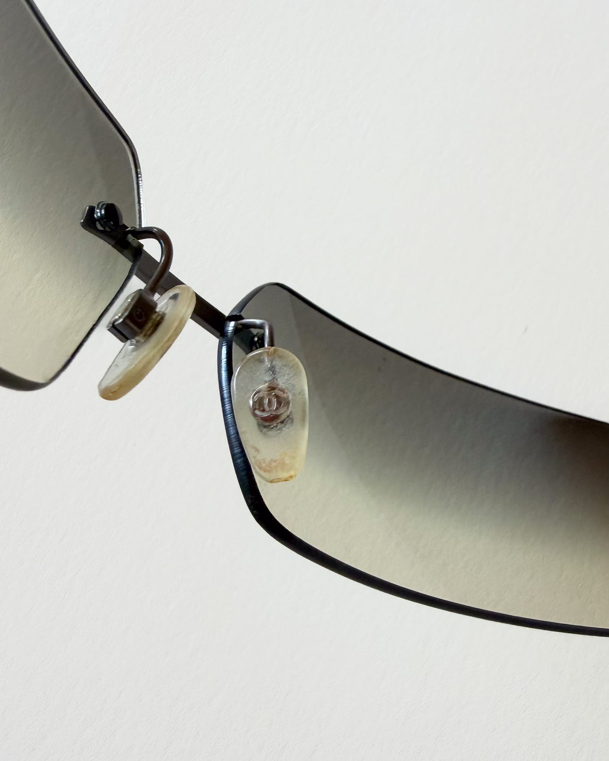 Okulary Chanel Y2K rimless, srebrne, logo CC, era Karla Lagerfelda