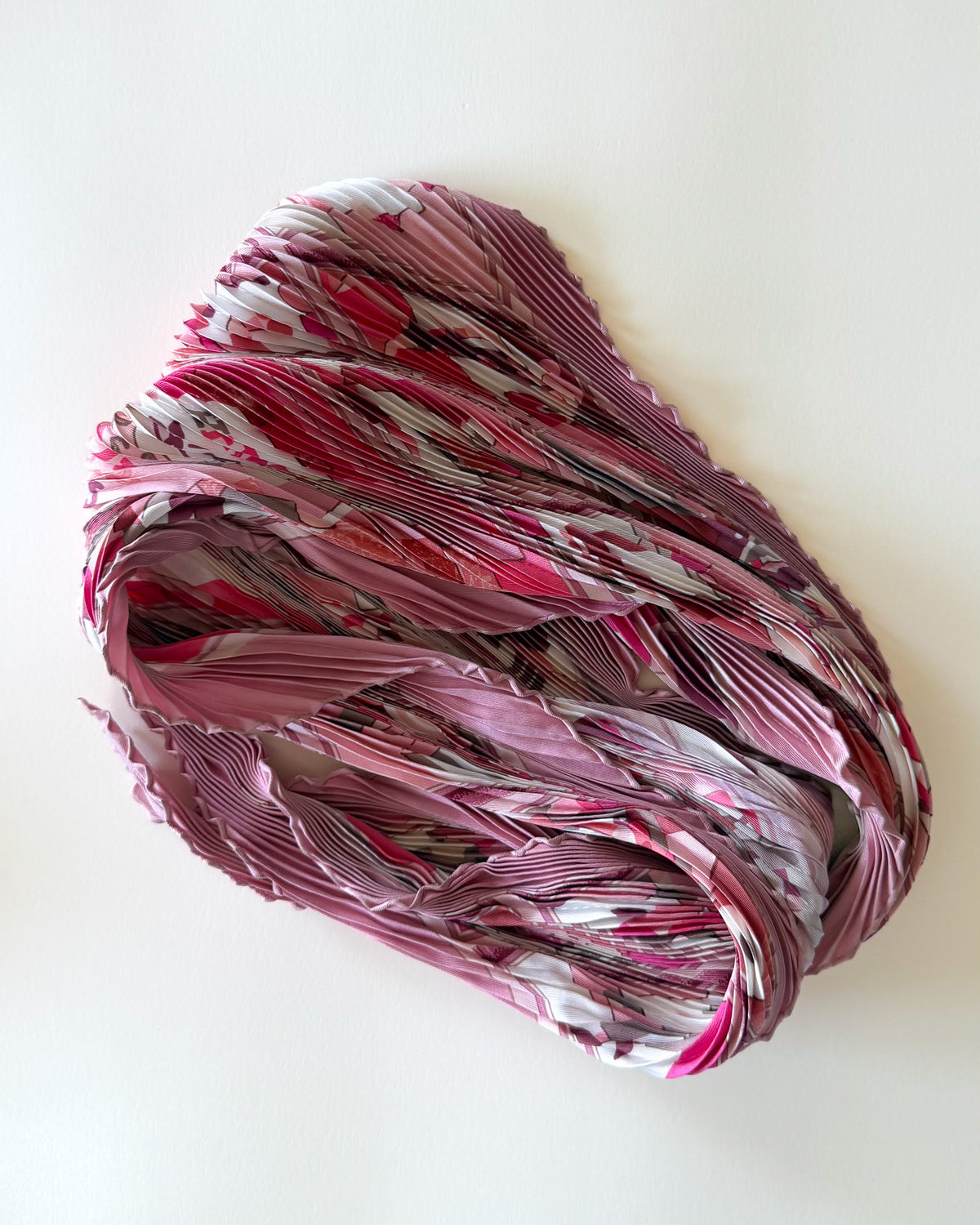 Hermès Les Petits Métiers de Paris scarf, pleated, pink, 90 cm