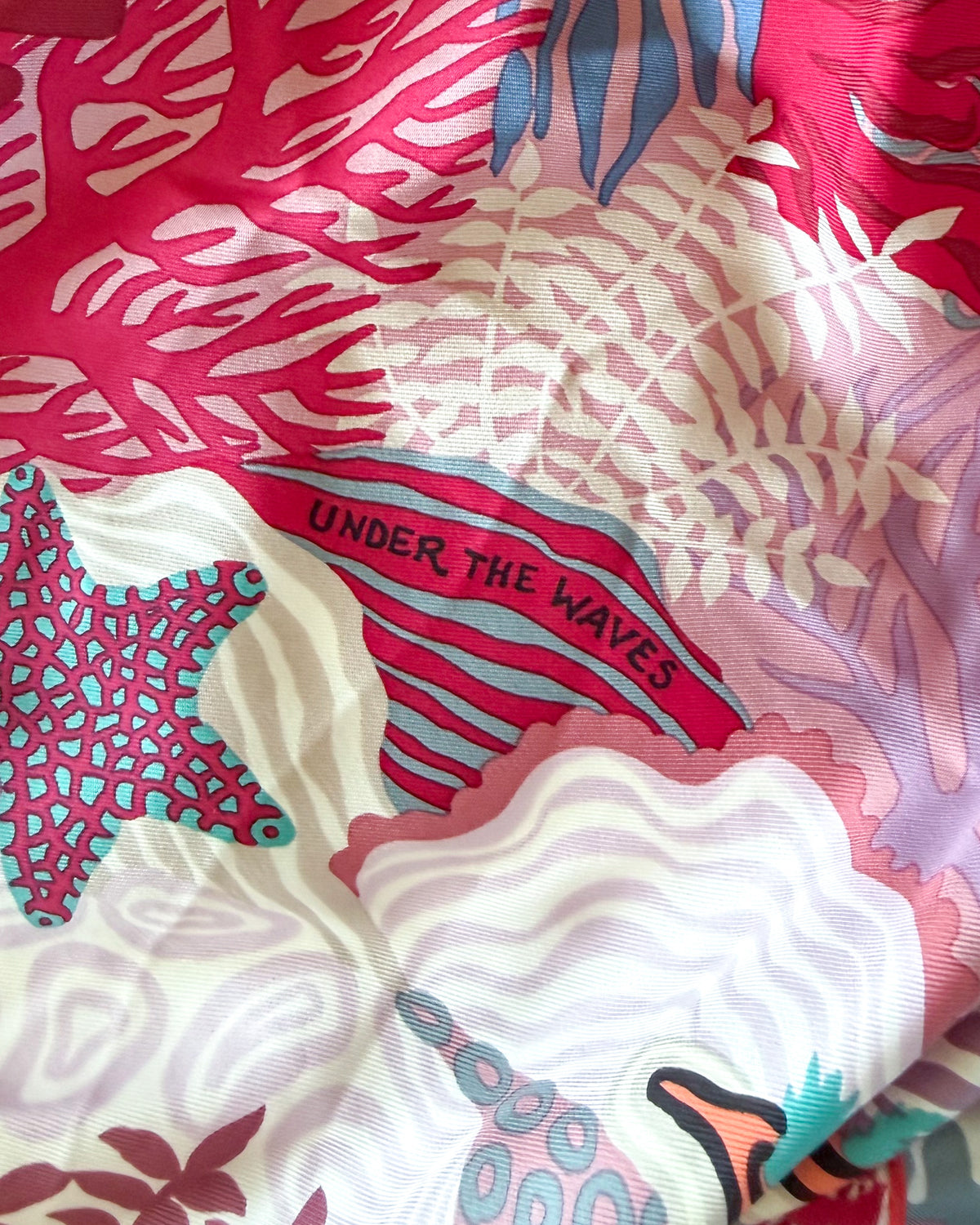 Hermès Under the Waves scarf – red, Great Barrier Reef, 90 cm