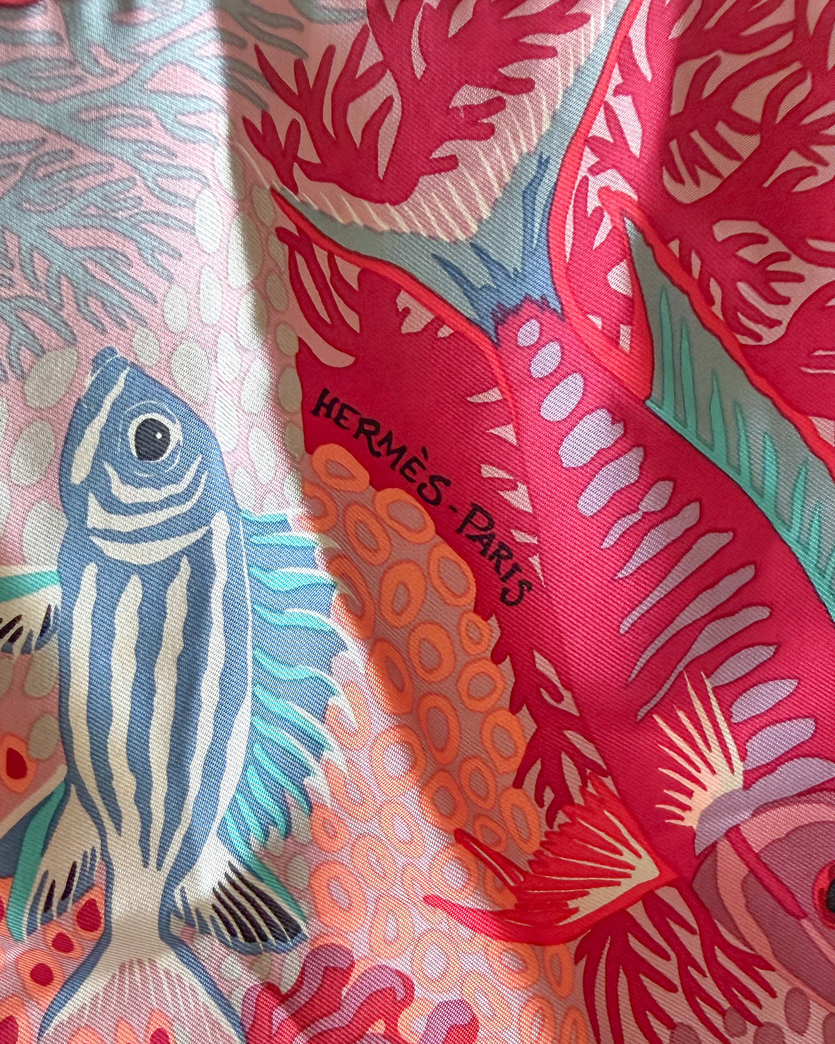 Hermès Under the Waves scarf – red, Great Barrier Reef, 90 cm