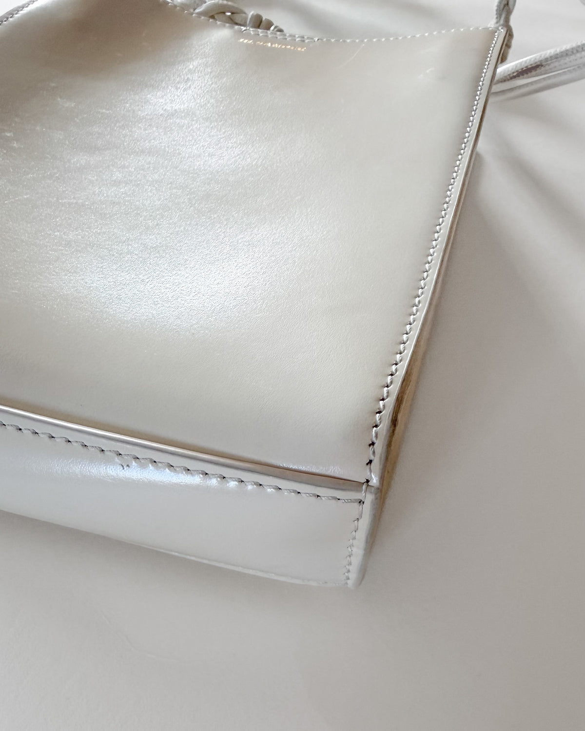 Torebka Jil Sander Tangle Small – biała skóra, wiązany pasek