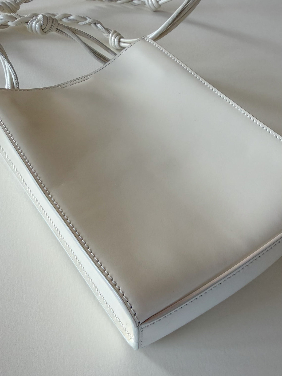 Torebka Jil Sander Tangle Small – biała skóra, wiązany pasek