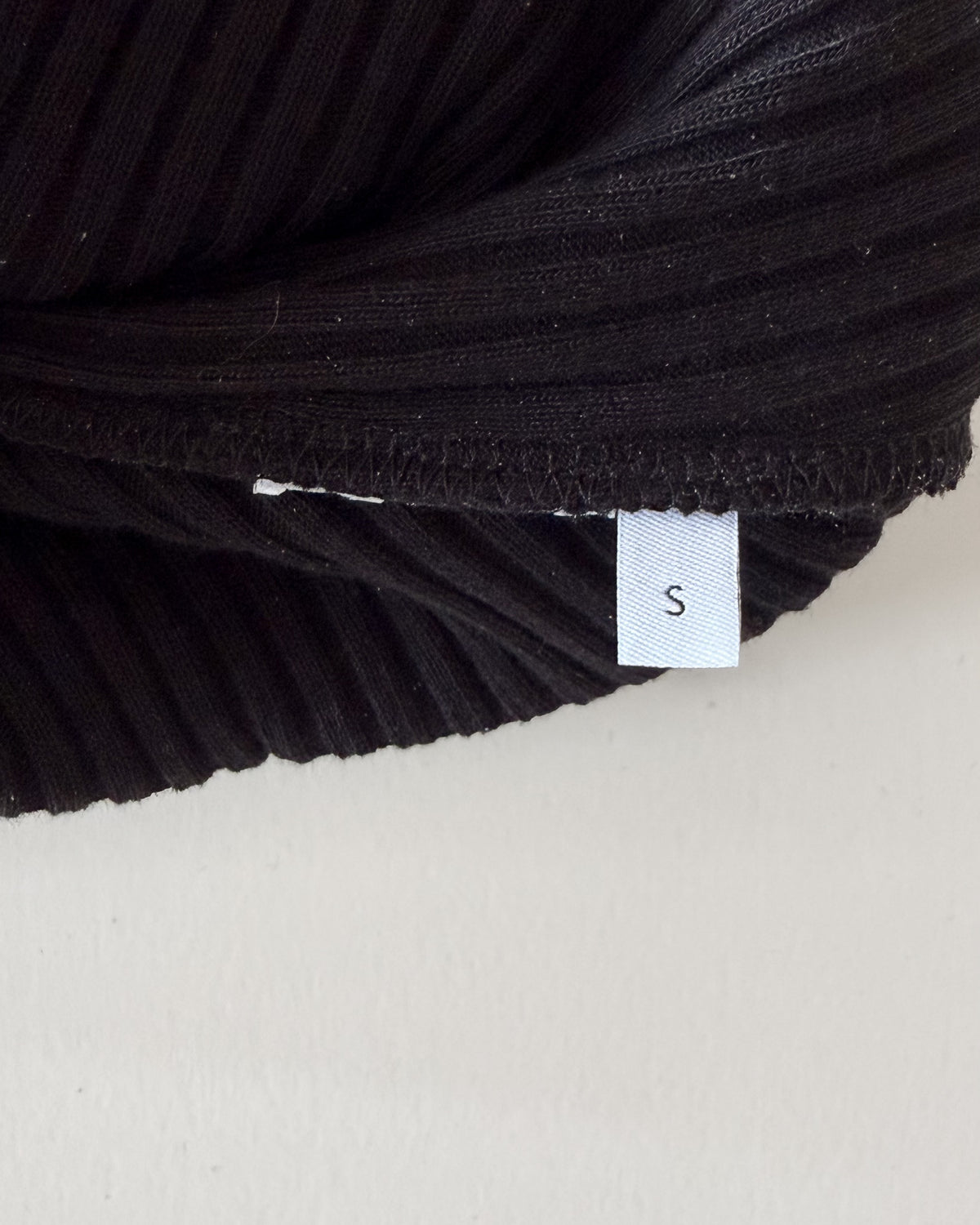 Sukienka Loewe Anagram, czarny prążkowany jersey, midi, rozmiar S