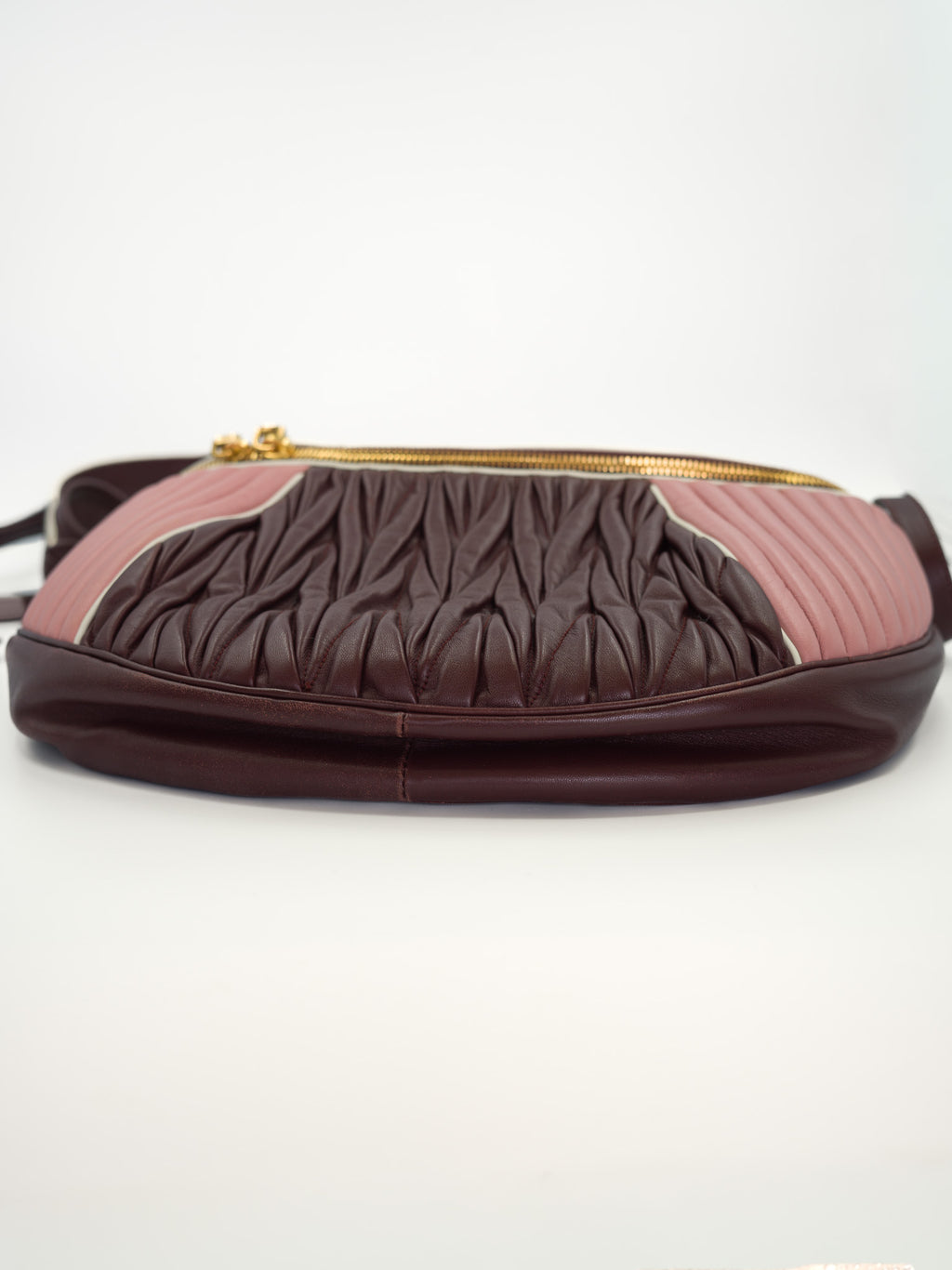 Torebka Miu Miu Nappa Matelasse Rider Shoulder śliwkowa i różowa