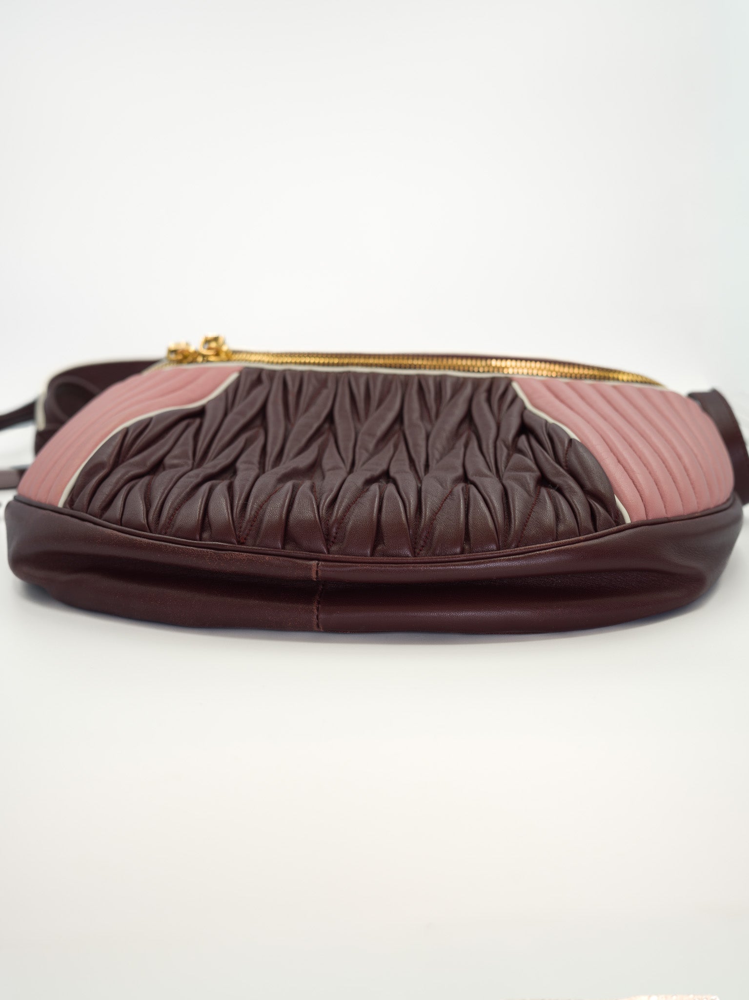 Torebka Miu Miu Nappa Matelasse Rider Shoulder śliwkowa i różowa