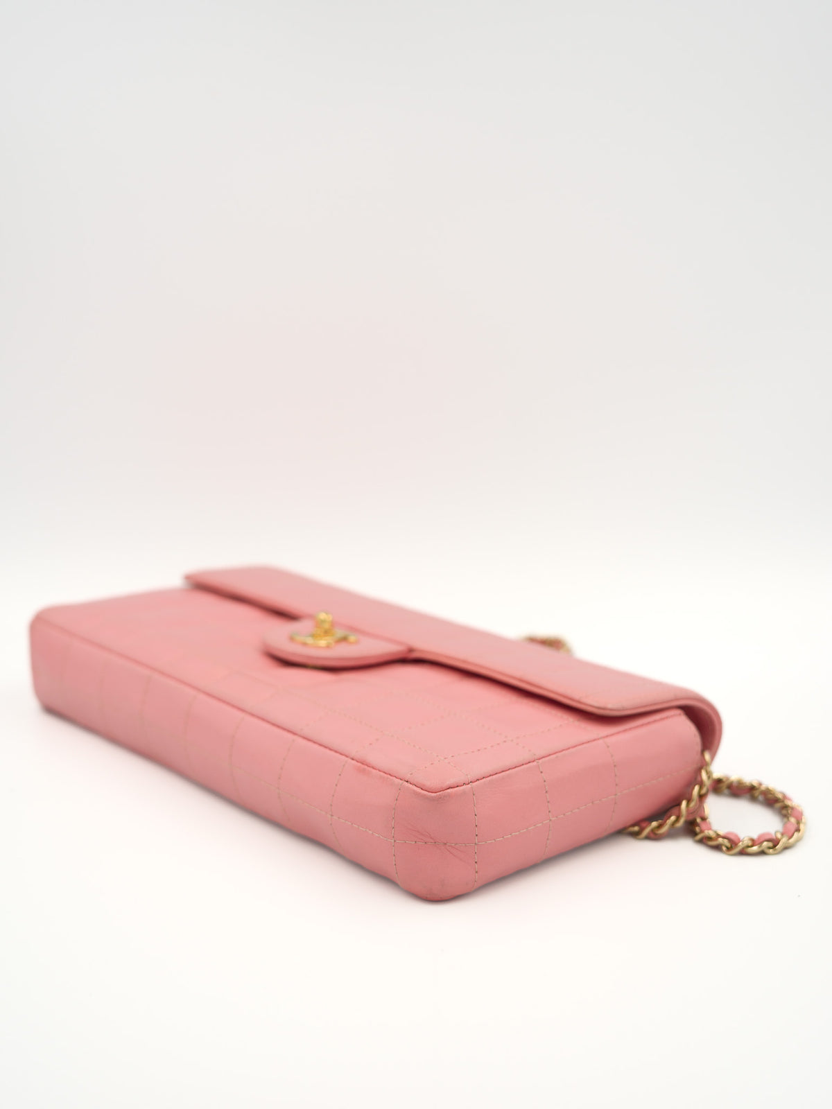 Chanel torebka East West Chocolate Bar różowa