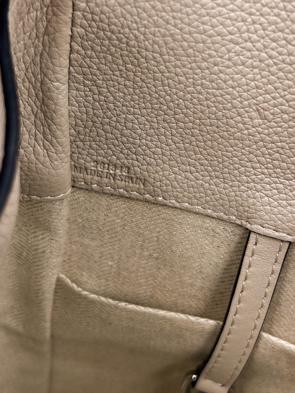 Torebka Loewe Hammock Drawstring Medium Sand