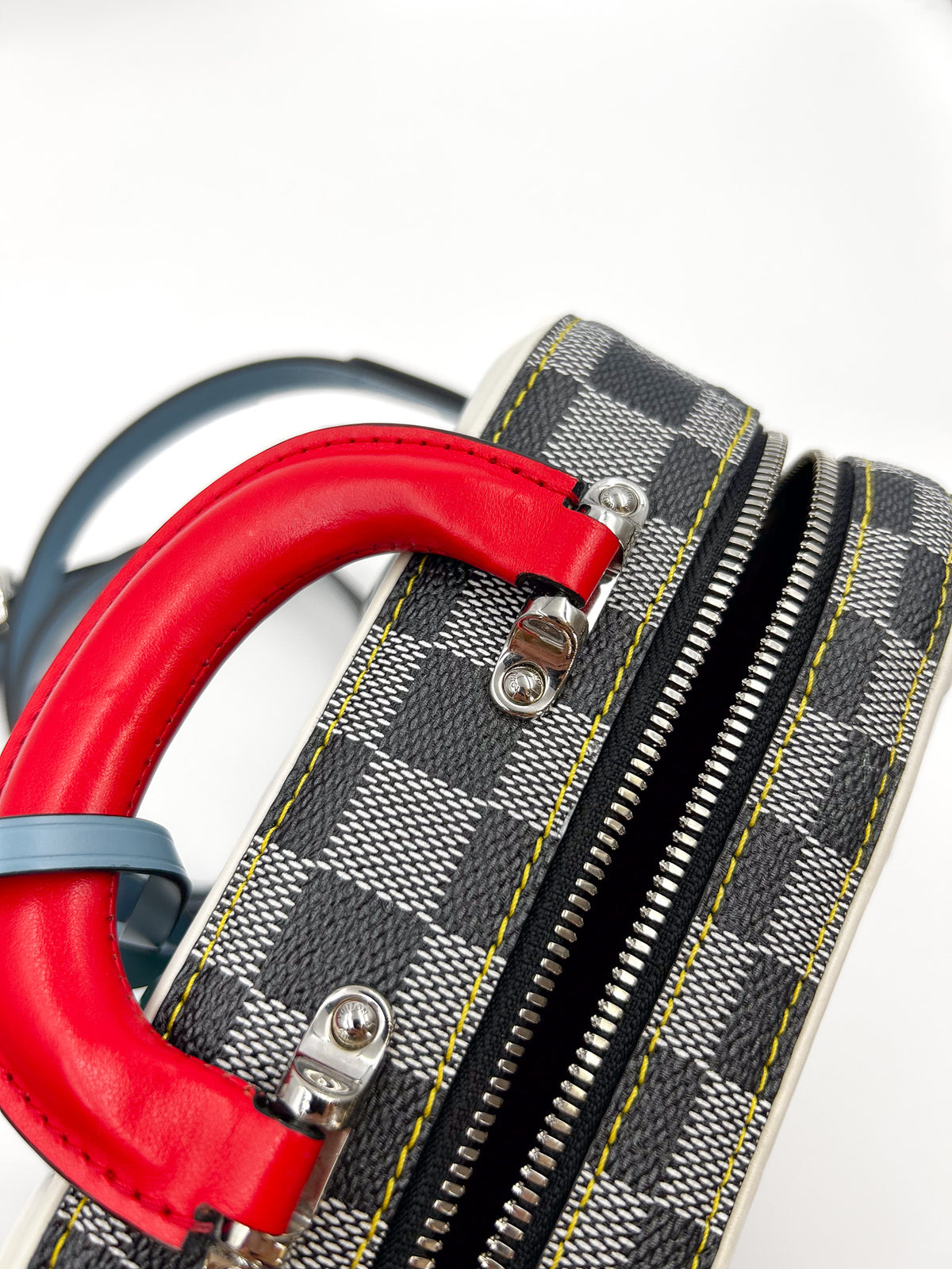 Louis Vuitton Damier Colors Valisette BB Black White handle